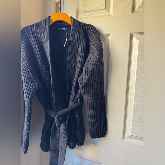 NWT GAP Cotton-Blend Wrap Cardigan Sweater in Black - Picture 3 of 13